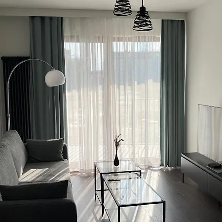 Rytm - Metro Kabaty Apartment Warsaw